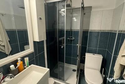 Apartament cu 2 camere decomandat în Romană