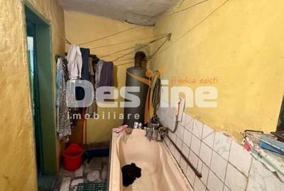 Casă cu 3 camere cu Teren 580 Mp în Central