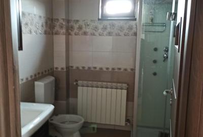 Duplex cu 6 camere cu Canalizare în Central - 9