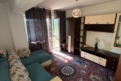 Garsonieră decomandată în Nicolina