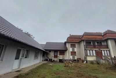 Casă cu 4 camere în Sânlazăr - 1