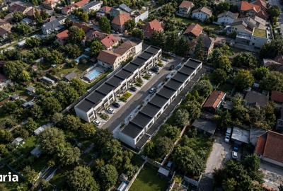 Casă cu 4 camere cu Teren 200 Mp în Central