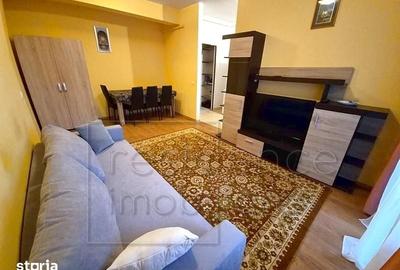 Apartament cu 3 camere semidecomandat în Mărăști