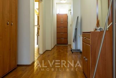 Apartament cu 3 camere semidecomandat, mobilat în Ultracentral - 12