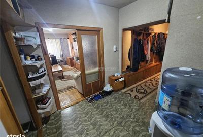 Apartament cu 3 camere decomandat în Ultracentral