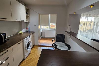 Apartament cu 2 camere în Cetate