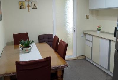 Apartament cu 3 camere decomandat în Central - 6