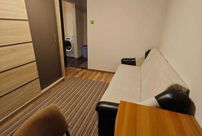 Apartament cu 3 camere decomandat în Tătărași