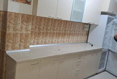Apartament cu 3 camere decomandat în UTA