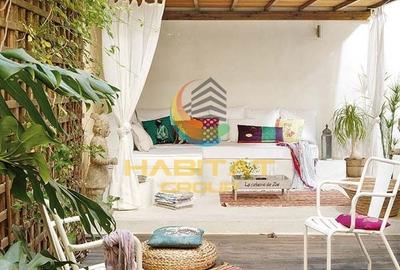 Apartament cu 3 camere decomandat în Sud