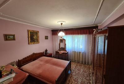 Apartament cu 4 camere decomandat în Vitan - 7
