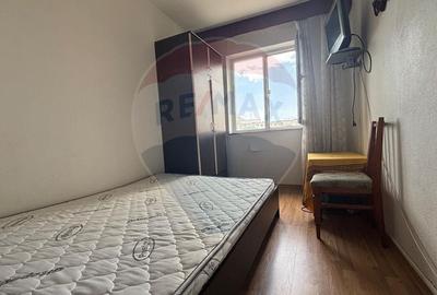 Apartament cu 3 camere semidecomandat în Central - 5