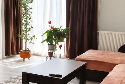 Apartament cu 2 camere semidecomandat, mobilat în Central