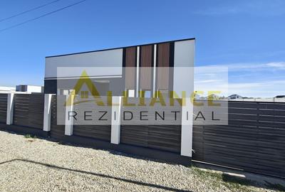 Casă individuală cu 4 camere cu Canalizare în Berceni