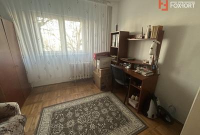 Apartament cu 3 camere semidecomandat, mobilat în Girocului - 2