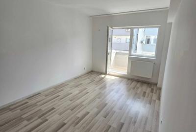 Apartament cu 2 camere decomandat în Metalurgiei