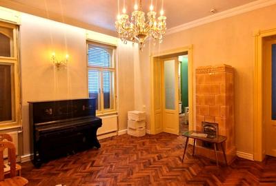 Apartament cu 4 camere decomandat, mobilat în Ultracentral