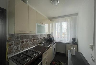 Apartament cu 2 camere decomandat în Decebal - 1