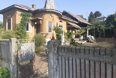 Casă cu 5 camere cu Teren 518 Mp în Drănic - 4