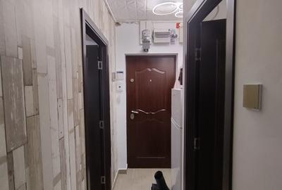 Garsonieră decomandată în Românești