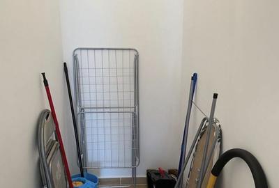 Apartament cu 2 camere decomandat în Tractorul - 1