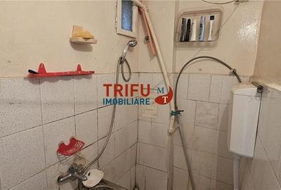 Casă cu 3 camere cu Canalizare în Central