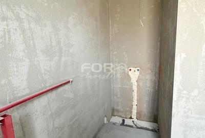 Casă cu 4 camere cu Teren 600 Mp în Oșorhei
