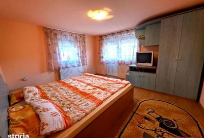 Casă cu 5 camere cu Teren 3316 Mp în Oșorhei - 12