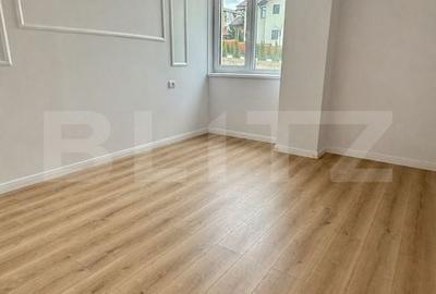 Apartament cu 3 camere decomandat în Bârnova