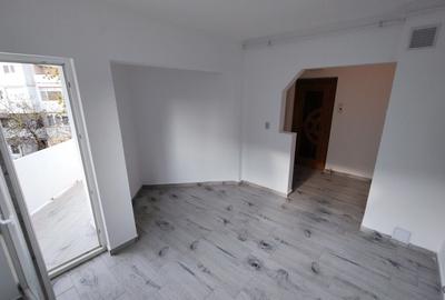 Apartament cu 2 camere semidecomandat în Micro 16 - 1