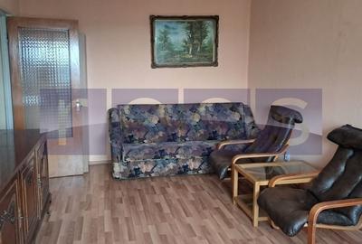 Apartament cu 3 camere decomandat, mobilat în Tineretului