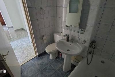 Apartament cu 3 camere în Central - 3