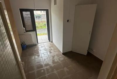 Spațiu comercial, de 105 mp, în Central - 1