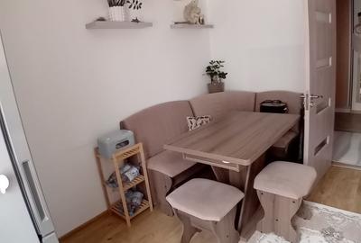 Apartament cu 3 camere decomandat în Nufărul - 2