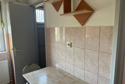 Apartament cu 2 camere decomandat în Exterior Vest
