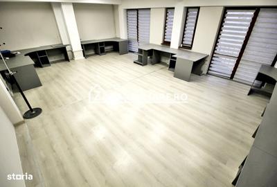 Spațiu comercial, de 160 mp, în Central