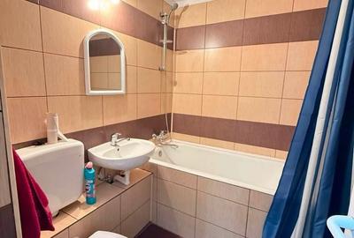 Apartament cu 3 camere decomandat în Decebal