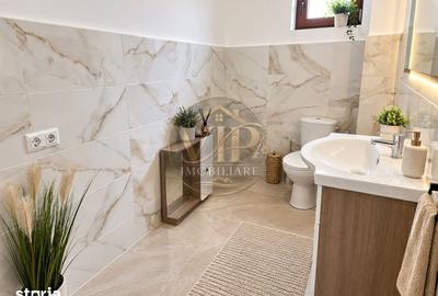 Apartament cu 3 camere în Cetate