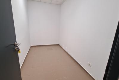 Spațiu comercial, de 1,695 mp, în Central - 6