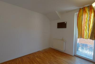 Casă cu 5 camere cu Canalizare în Tineretului - 29
