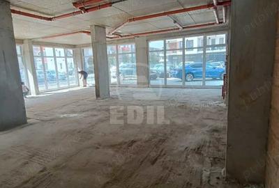 Spațiu comercial, de 160 mp, în Central