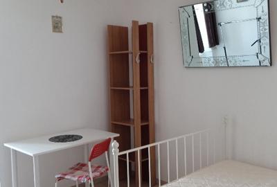 Garsonieră decomandată în Drumul Taberei