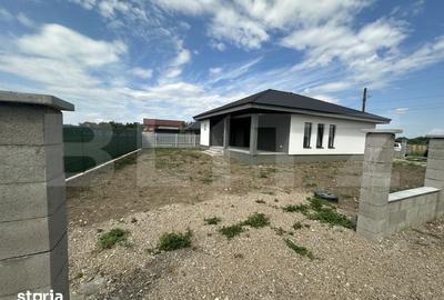 Casă cu 3 camere cu Teren 450 Mp în Lazuri - 4