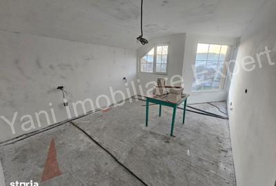 Casă cu 4 camere cu Teren 407 Mp în Țițești - 5