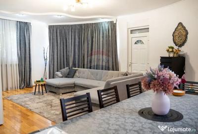 Casă cu 7 camere cu Teren 1200 Mp în Mogoșoaia