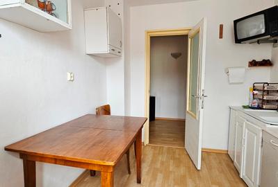 Apartament cu 3 camere semidecomandat în Central - 4