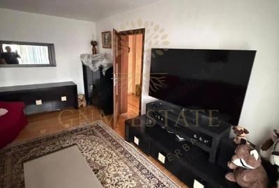 Apartament cu 3 camere decomandat, mobilat în Crângași