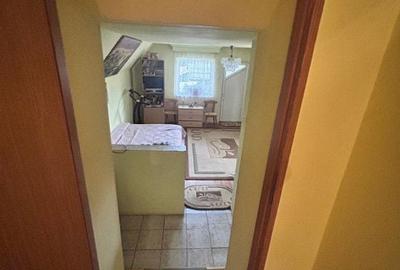 Casă cu 6 camere cu Teren 3.9 Mp în Central - 3