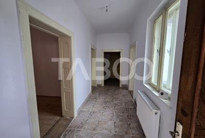 Duplex cu 5 camere cu Canalizare în Terezian - 19
