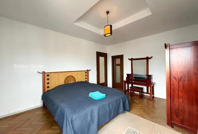 Apartament cu 4 camere decomandat în Ultracentral